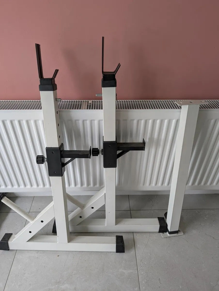 Home Gym Bundle: Barbell, Plates & Squat Stand - Image 2
