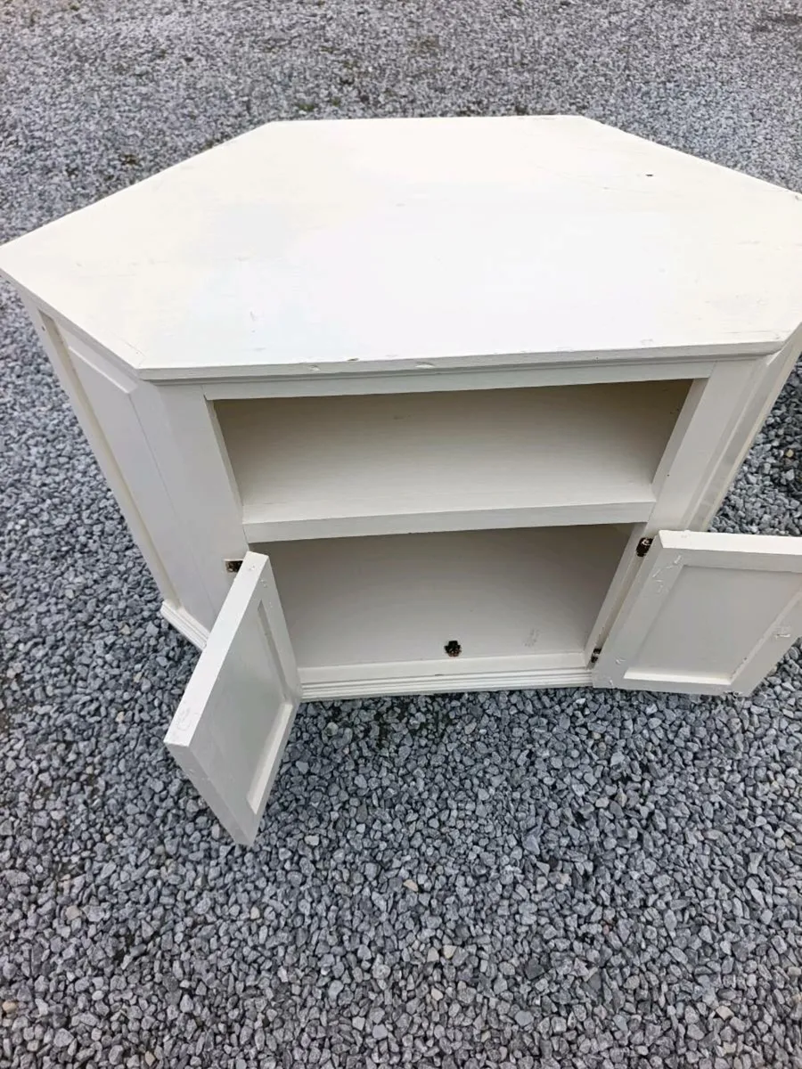 Corner TV unit - Image 3