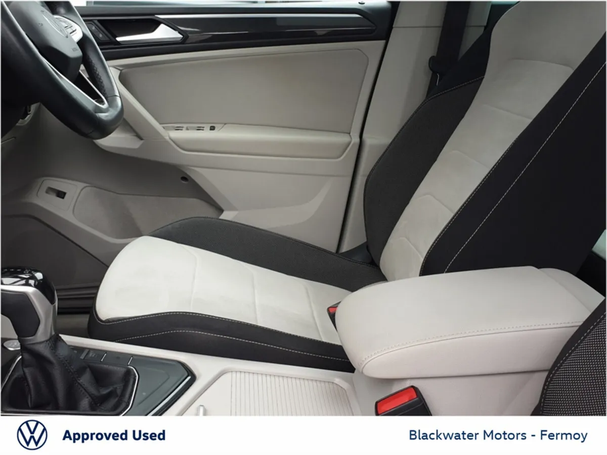 Volkswagen Tiguan 2.0TDI 150BHP ELEGANCE AUTOMATIC - Image 4