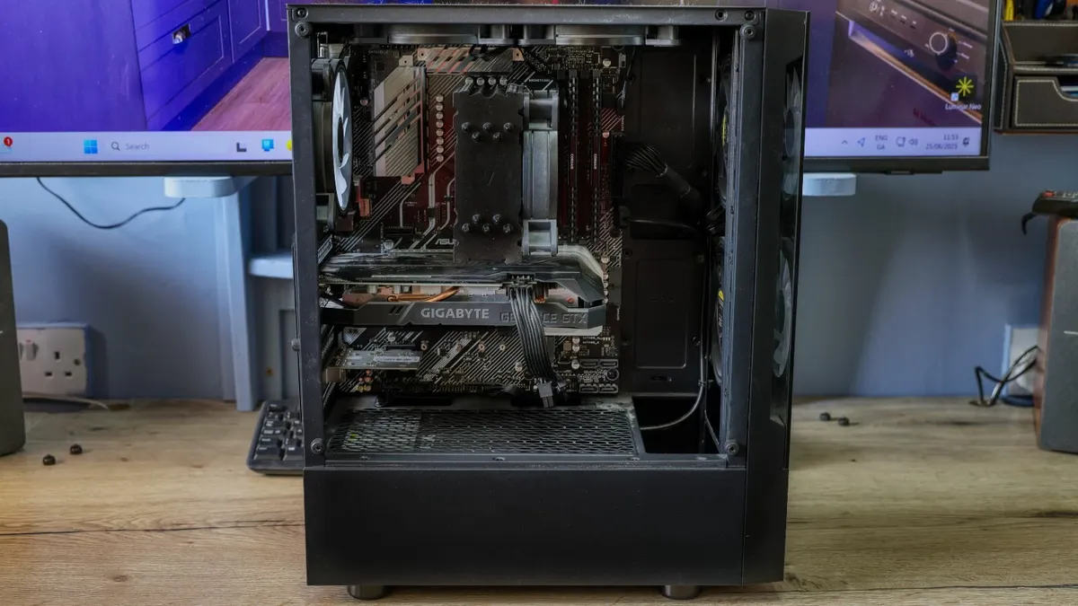 Desktop PC - Image 3