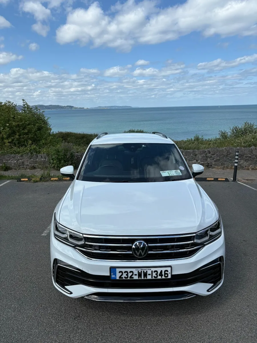 Volkswagen Tiguan 2023 - Image 2