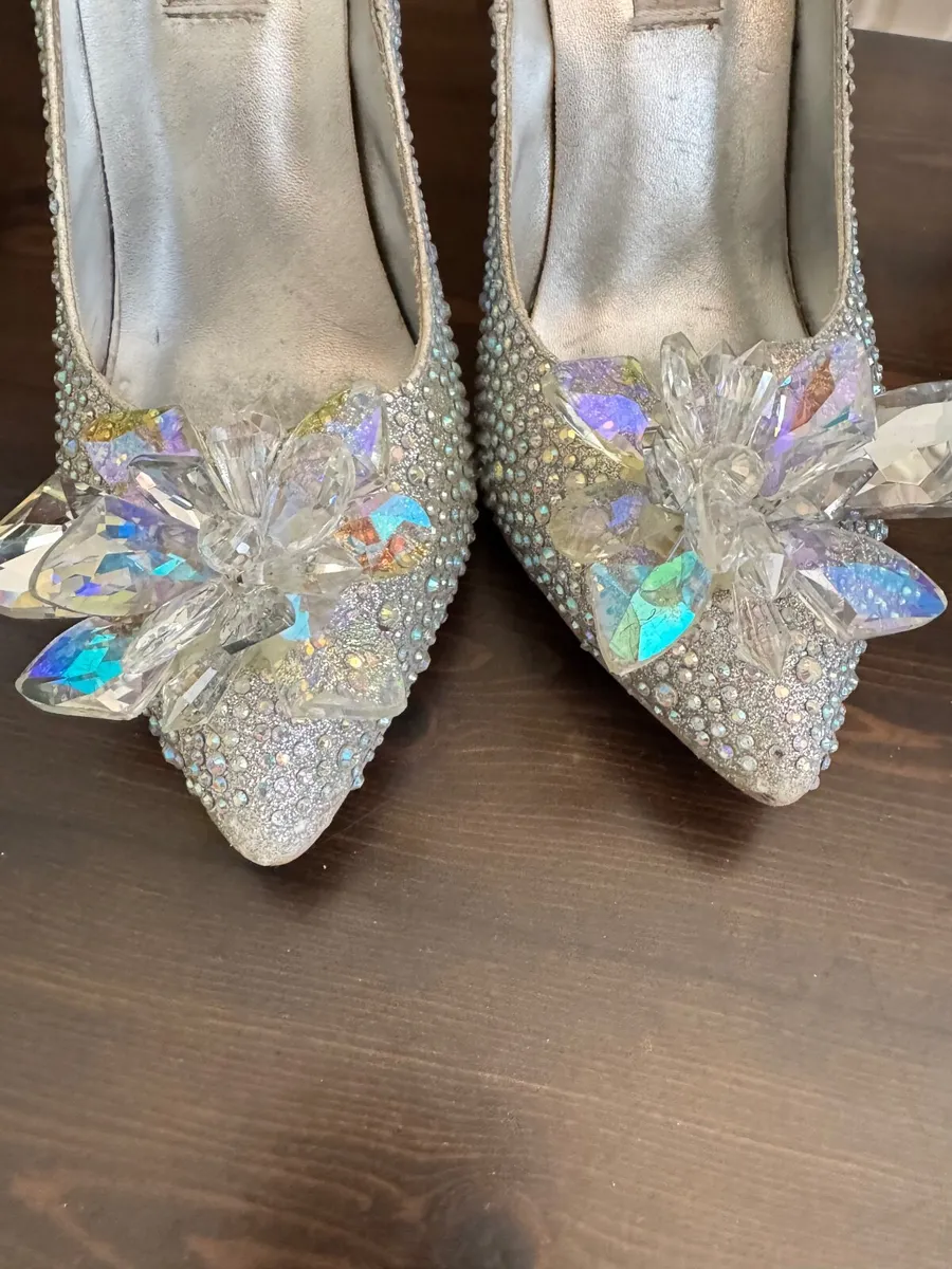 Shoes - Image 3
