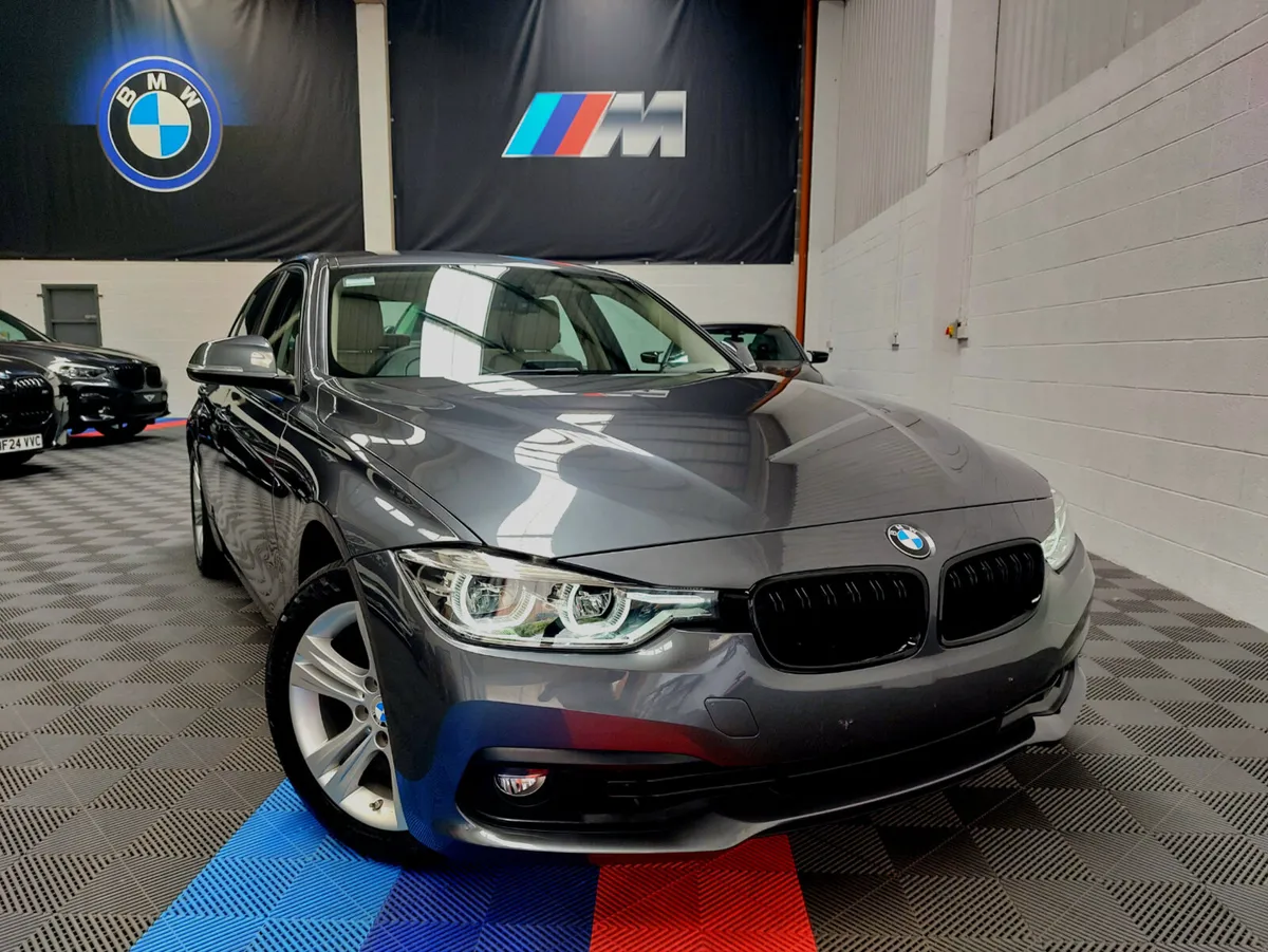182 318i AUTO ( FULL LEATHER + LOW MILES ) - Image 1