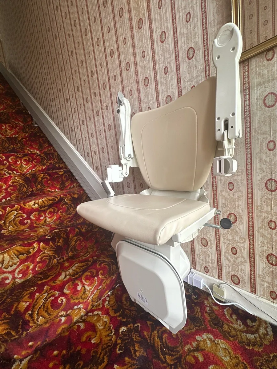 Chair lift - Image 1