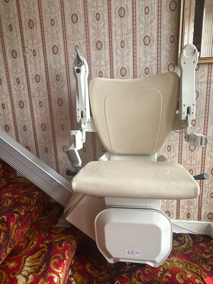Chair lift - Image 2