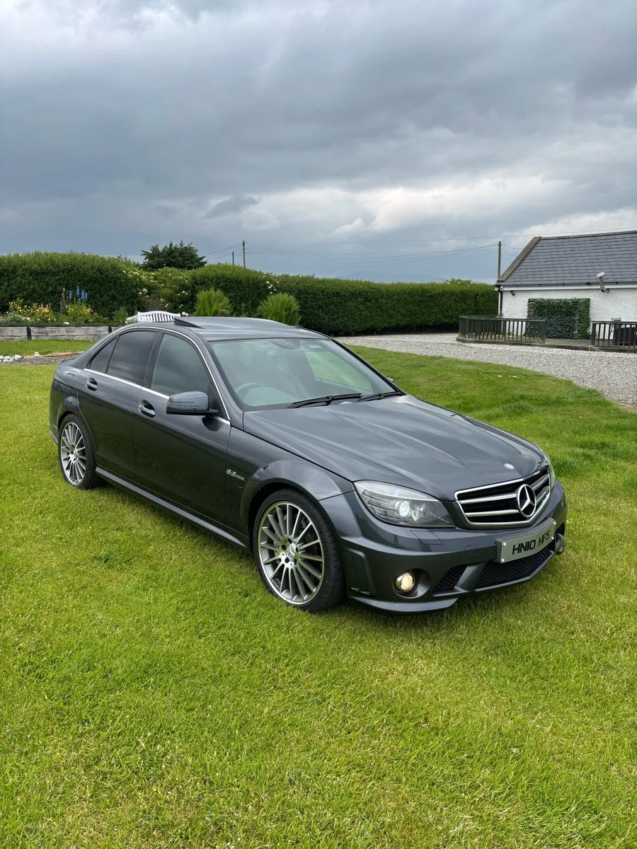 2010 C63 AMG - Image 1