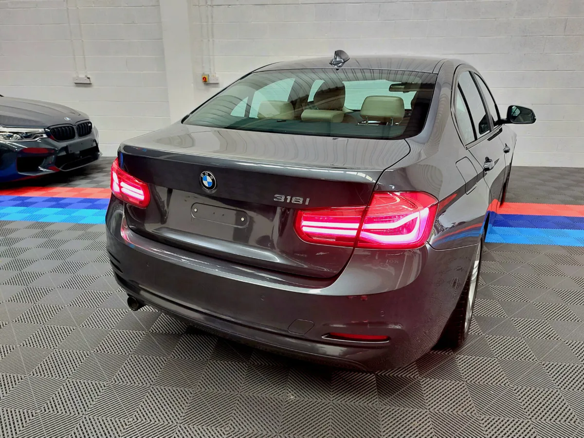 182 318i AUTO ( FULL LEATHER + LOW MILES ) - Image 4