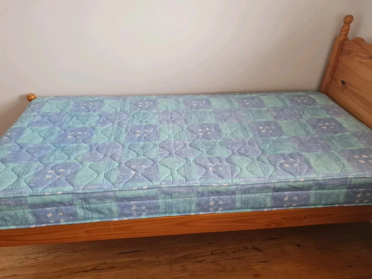 Single bed - Image 3