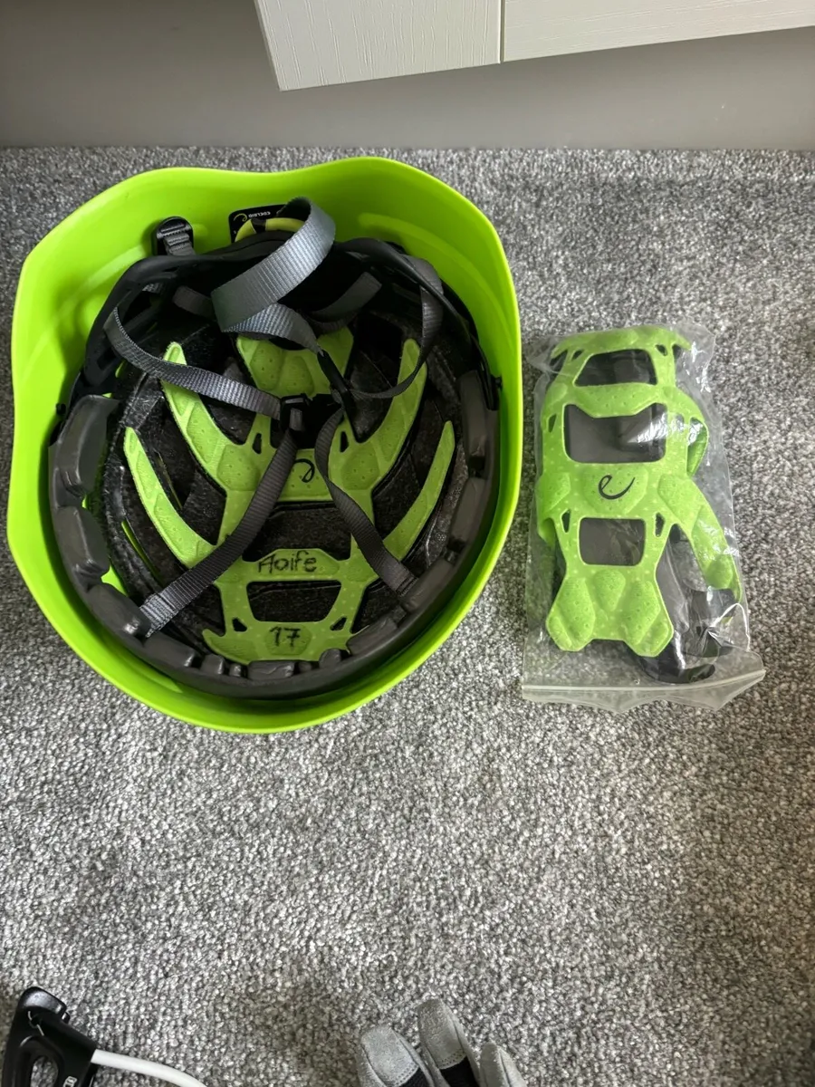 Climbing Gear - Image 3