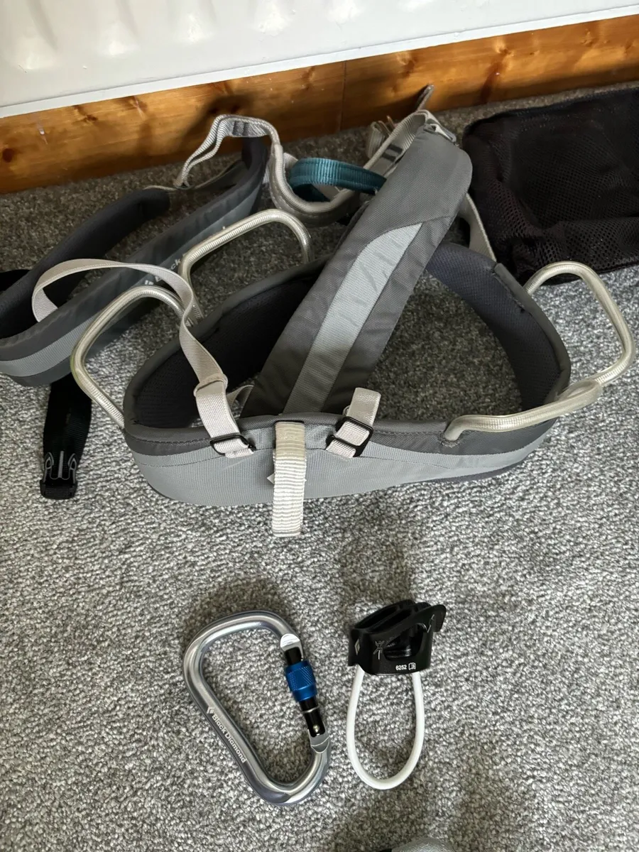 Climbing Gear - Image 4