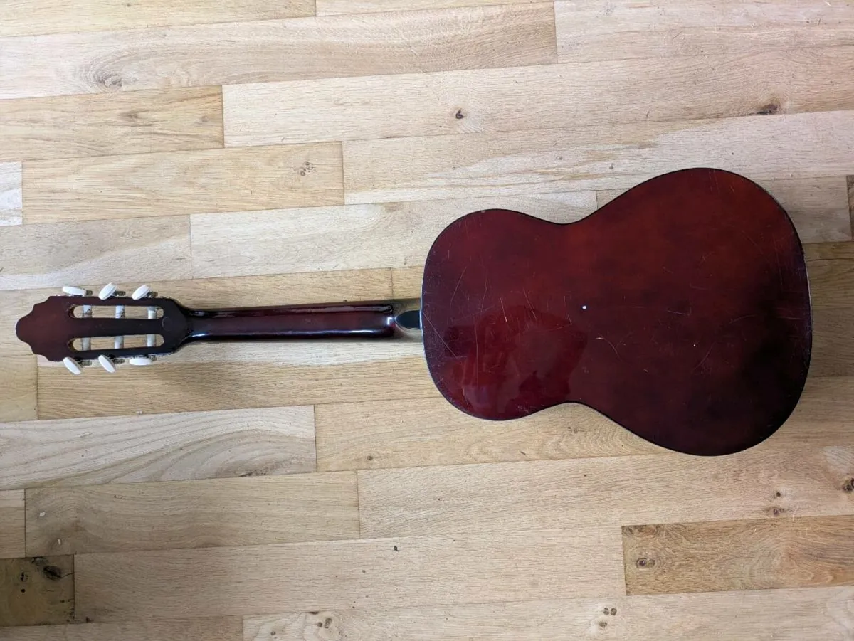 Beginner guitar - Image 4