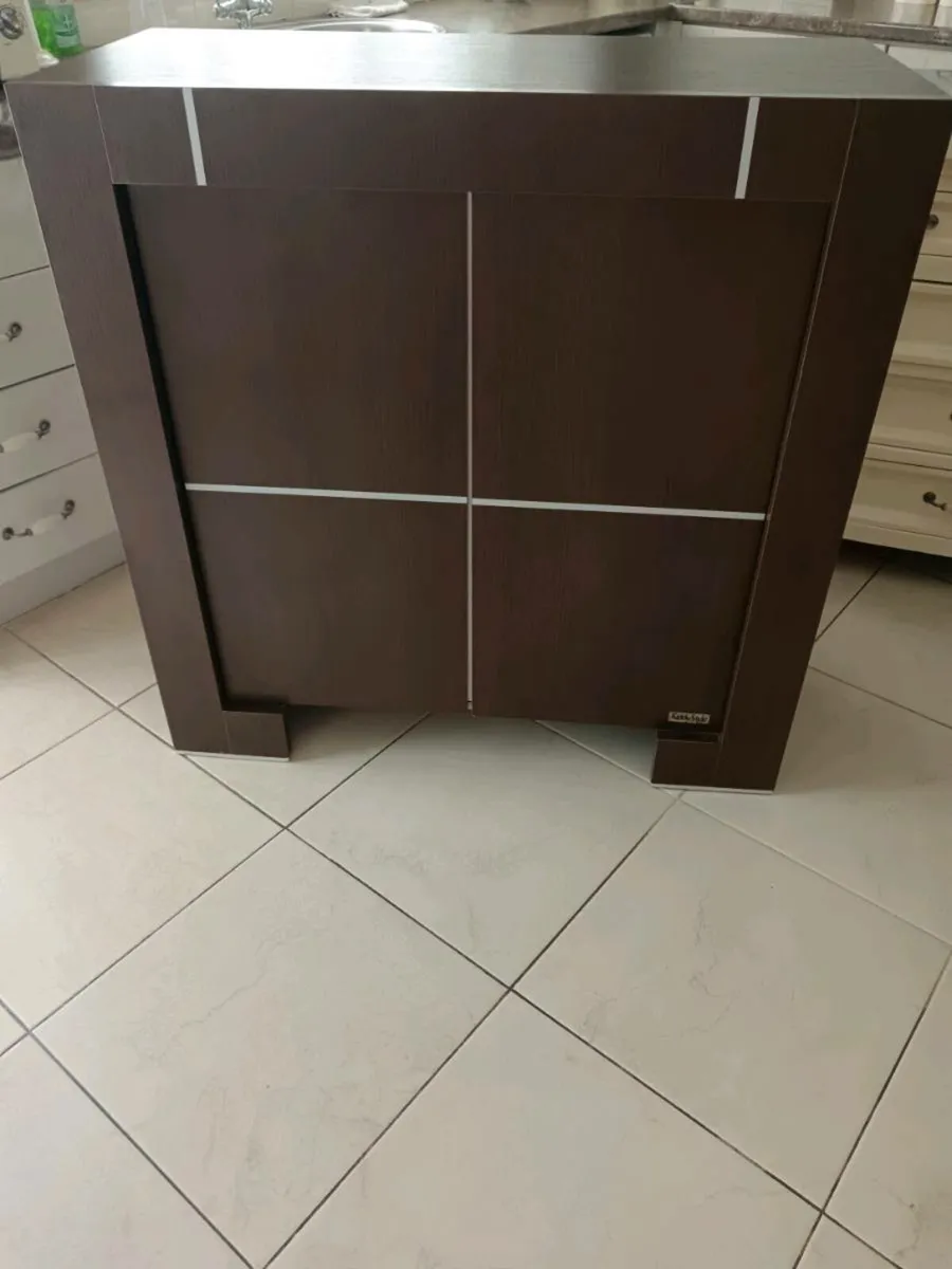 Baby changing unit - Image 2