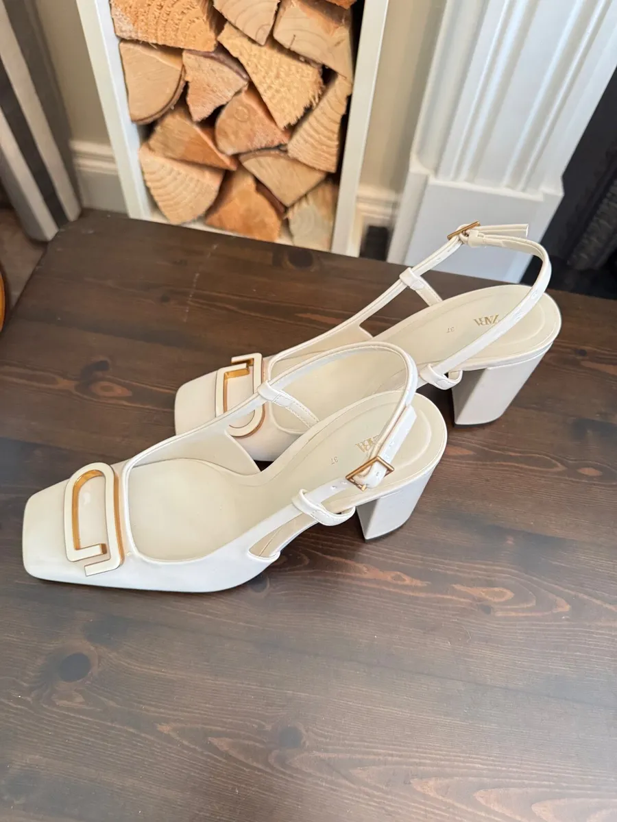 Shoes - Image 4