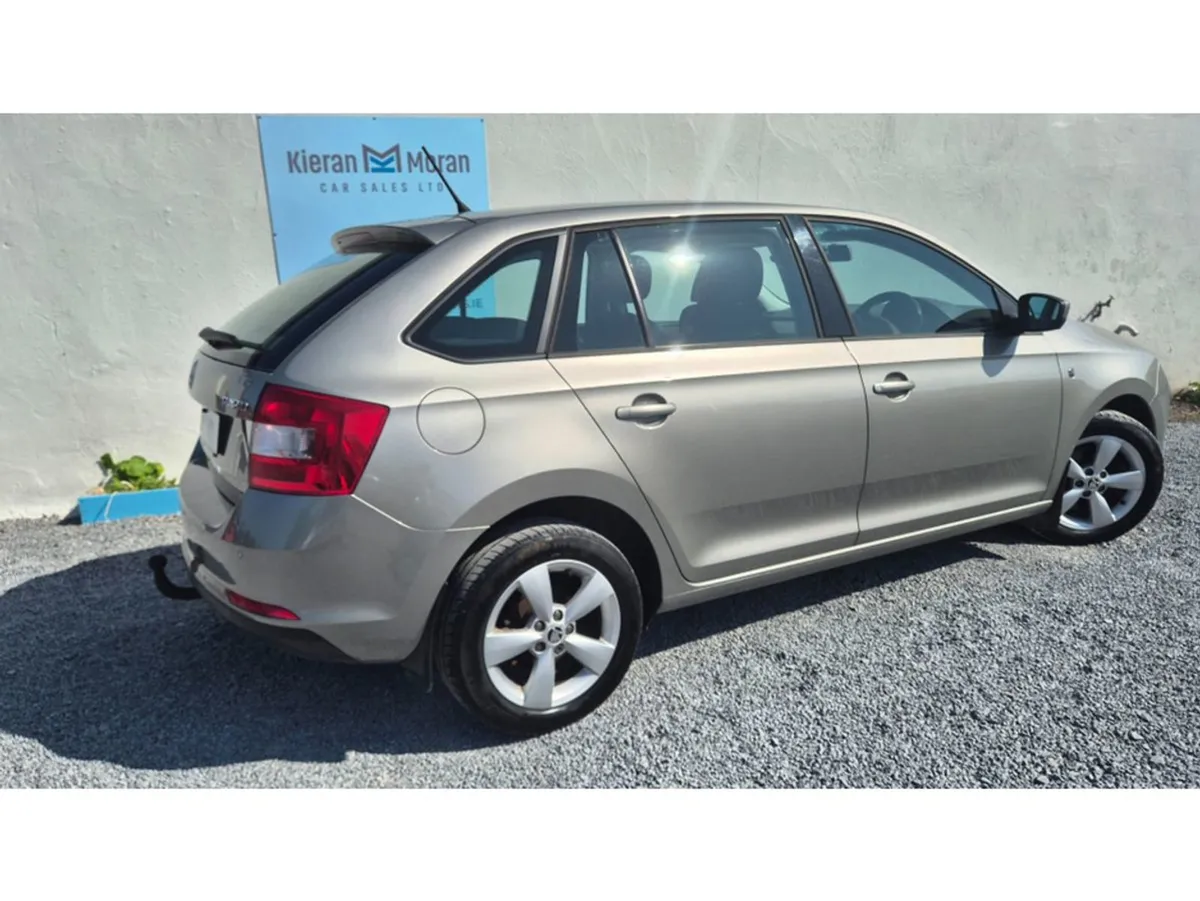 Skoda Rapid 1.6 TDI - Image 4