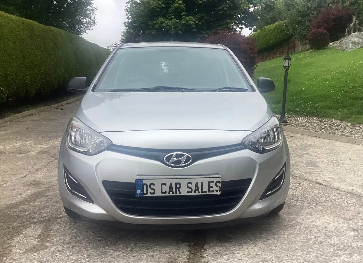 2014 Hyundai i20 1.2  22000 miles - Image 2