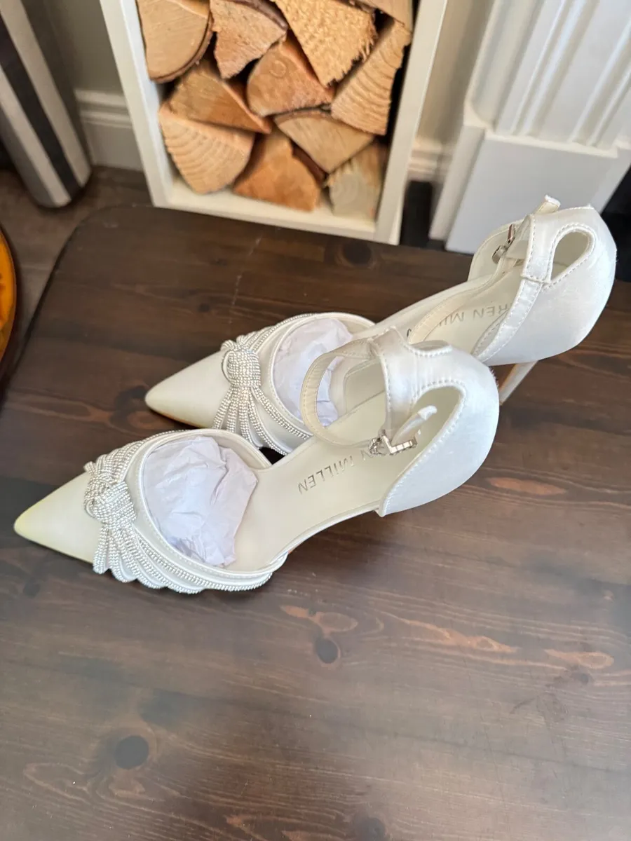 Shoes - Image 2