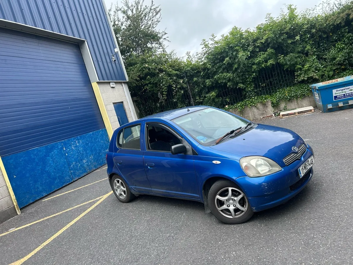 Toyota Yaris - Image 2