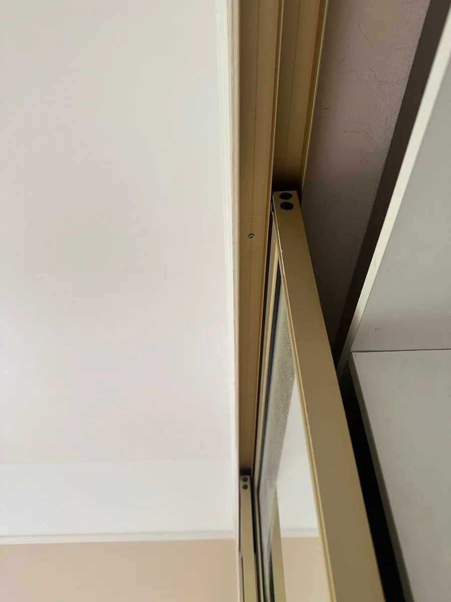 Mirror wardrobe doors - Image 4