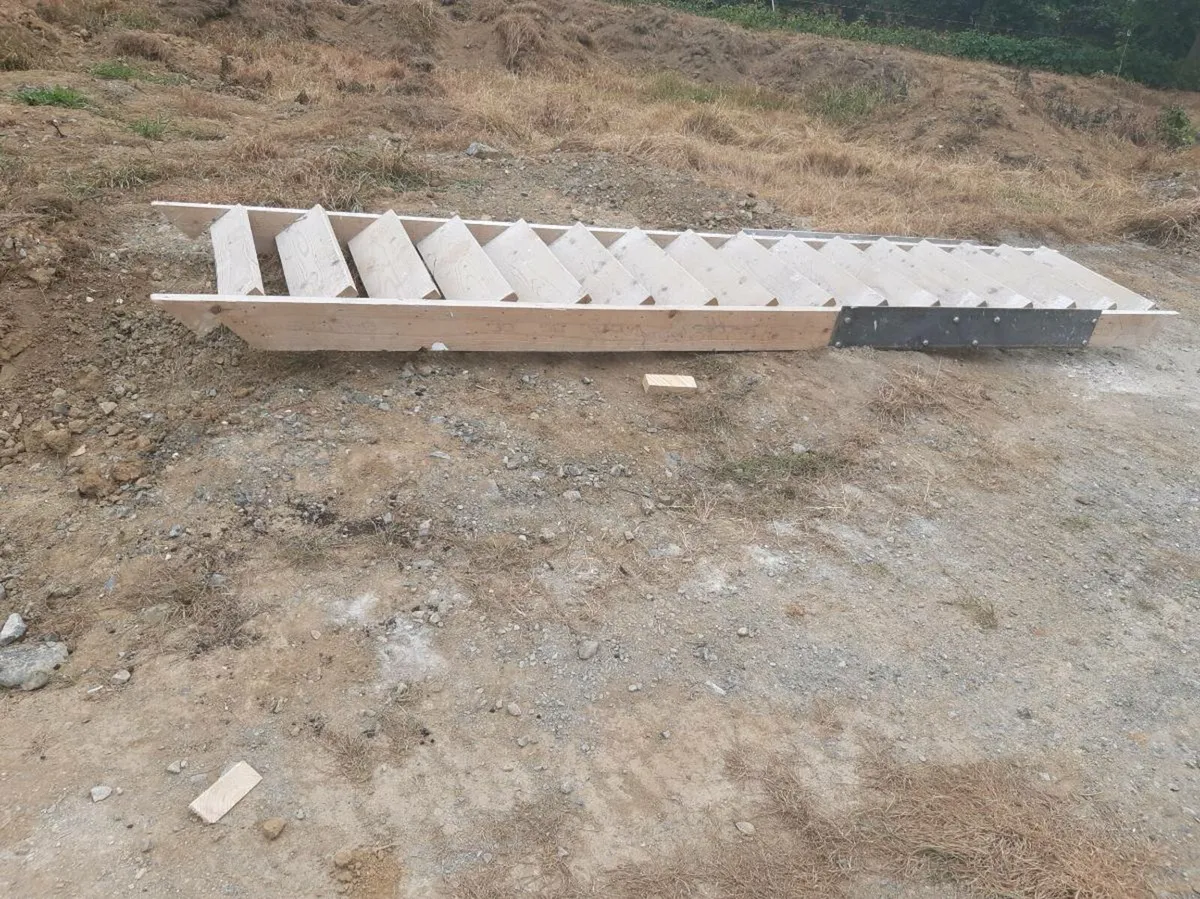 Builders Staircase - Image 3