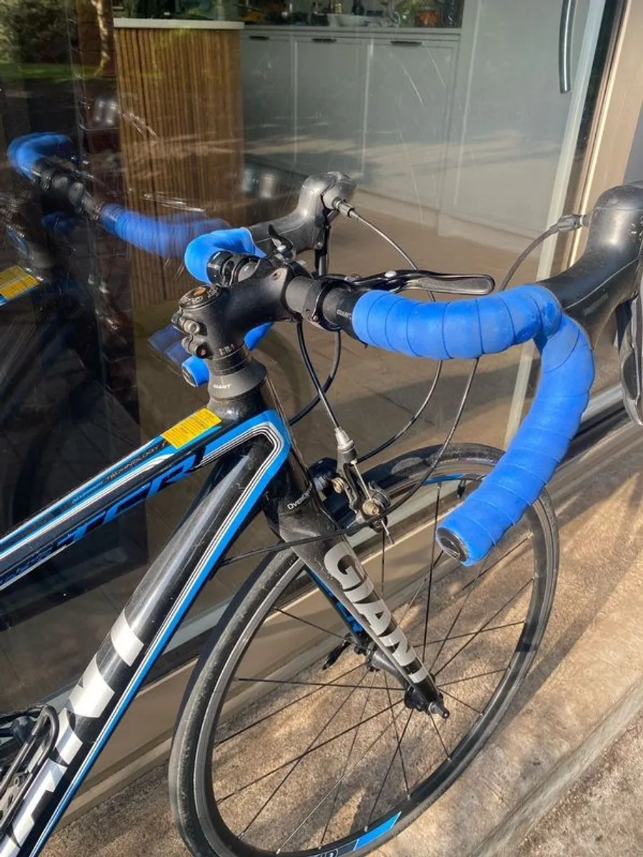 Giant TCR Road Bike - child size - Image 3