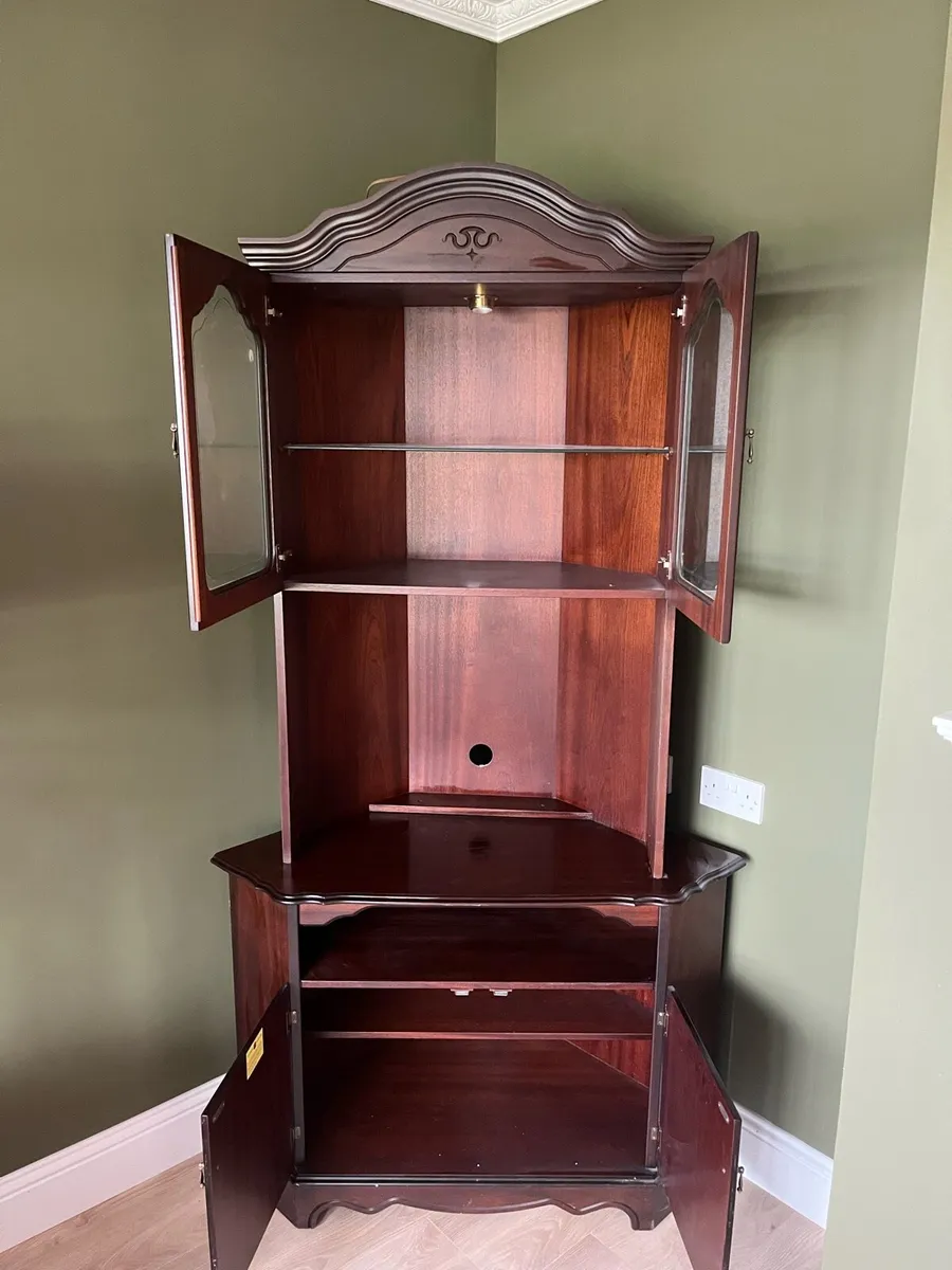 Furniture - Image 3