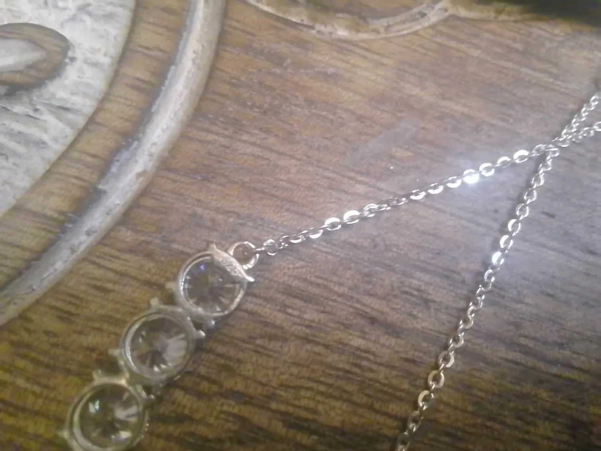 STERLING SILVER SWAROVSKI CRYSTAL PENDANT 20" NEW - Image 3