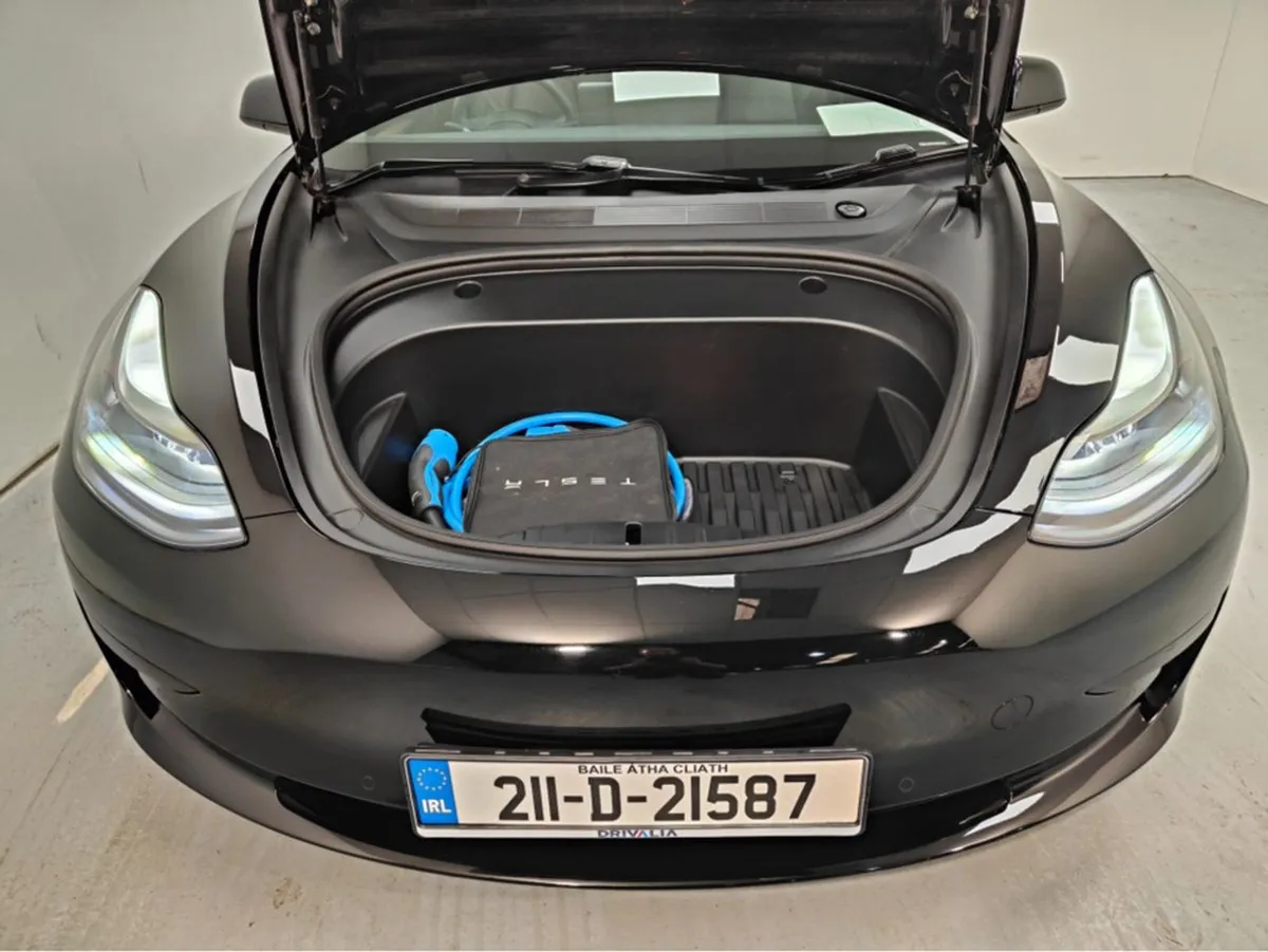 Tesla Model 3 Standard Range Plus (rwd) 4DR - Image 3