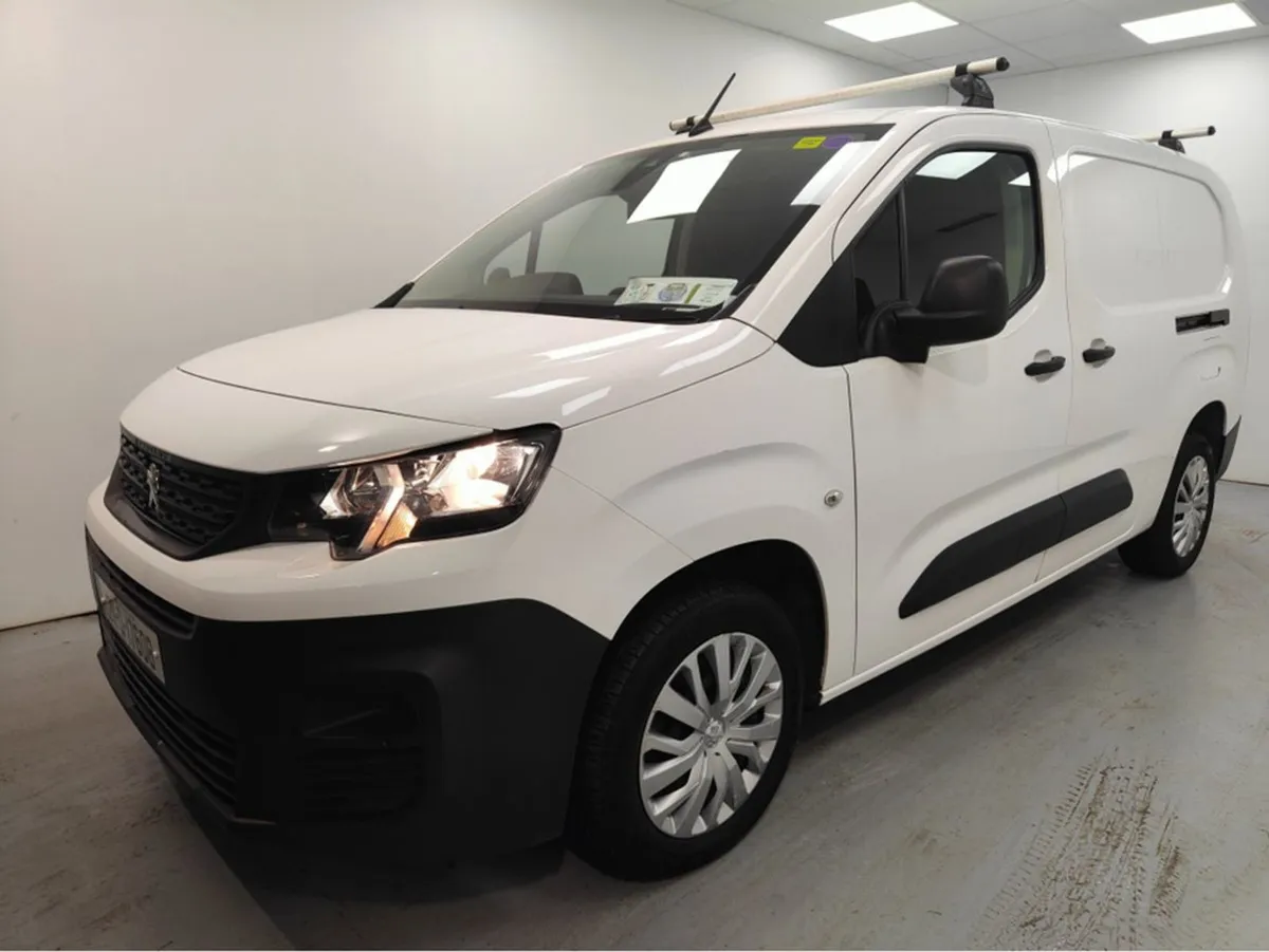 Peugeot Partner Prof Plus 1.5 Blue HDI 100 LON - Image 1