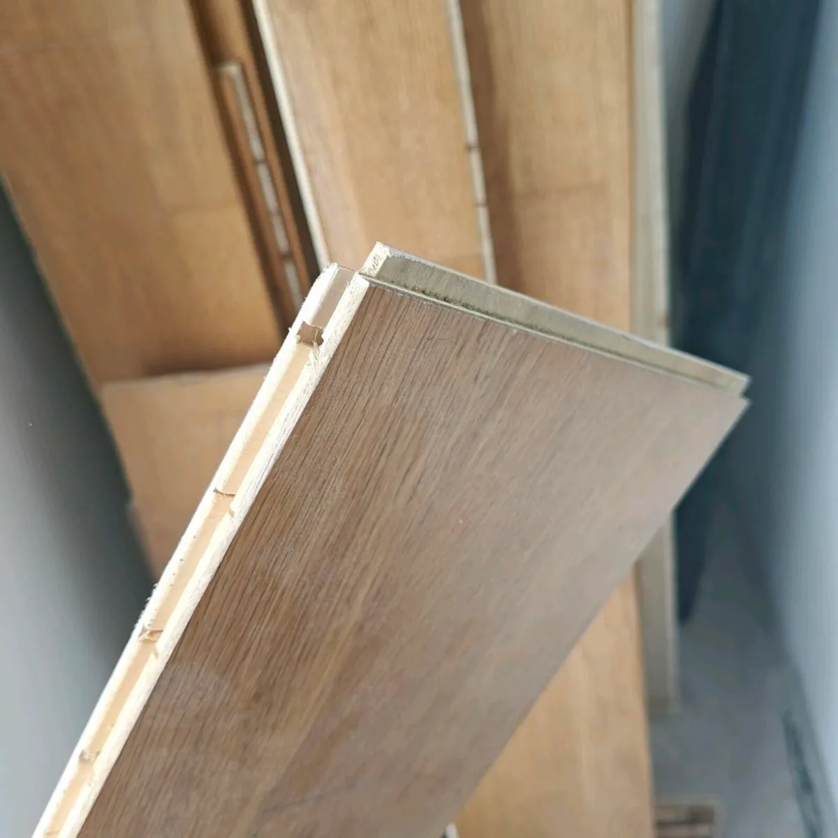 Solid Flooring 14m2 - Image 1