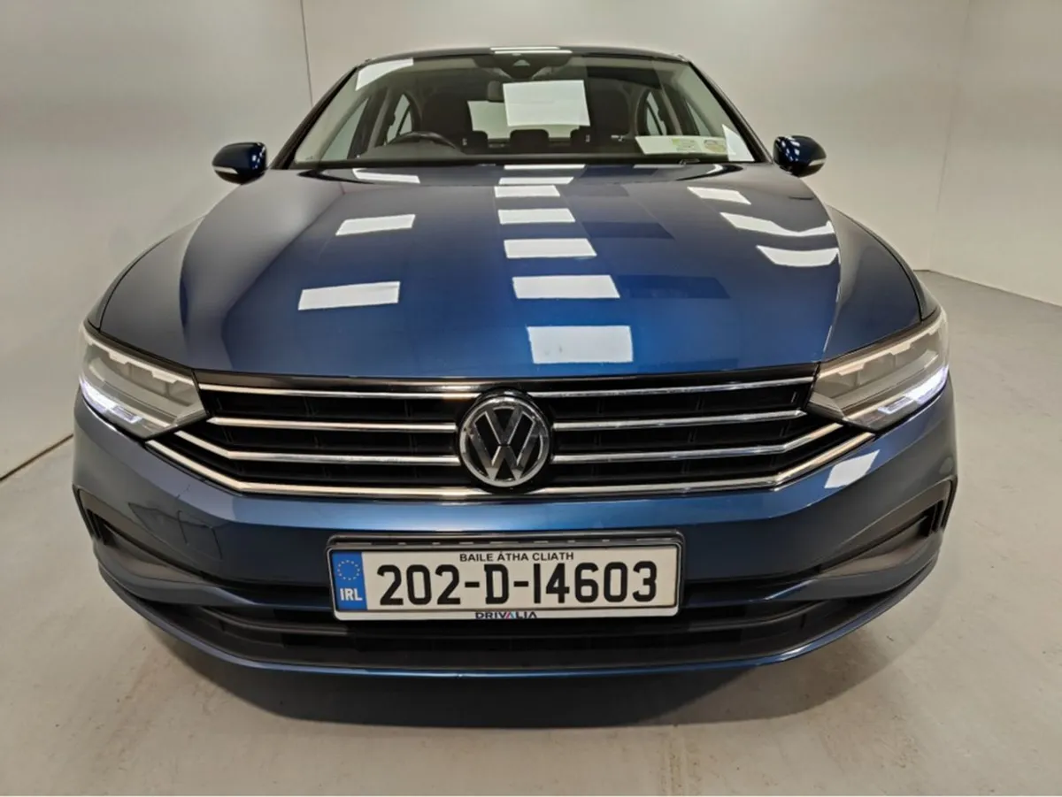 Volkswagen Passat 2.0 TDI Manual 6speed FWD 150 4 - Image 2