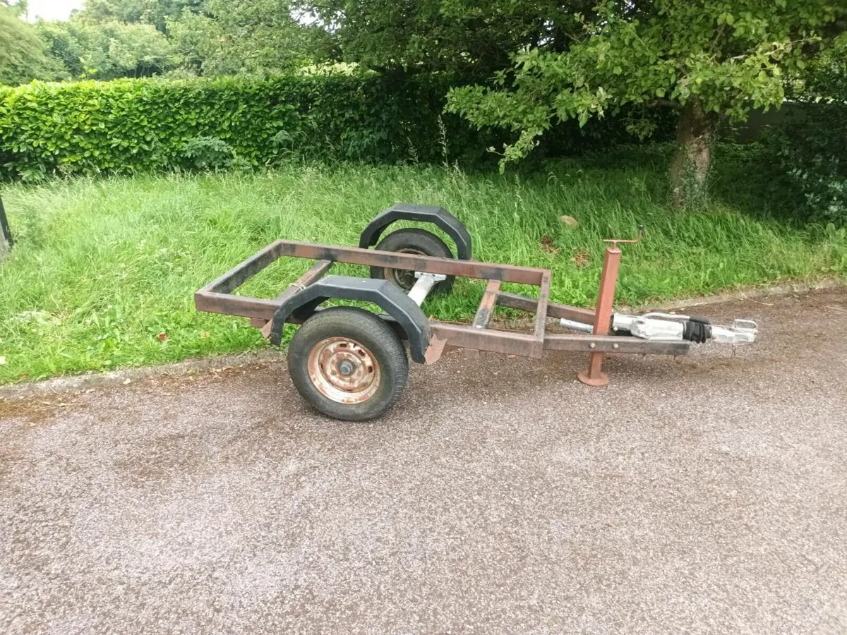 Trailer - Image 1