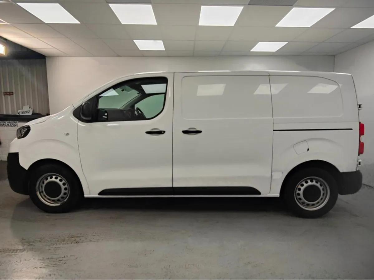 Peugeot Expert Active Standard 1.5 HDI 100 4DR - Image 3