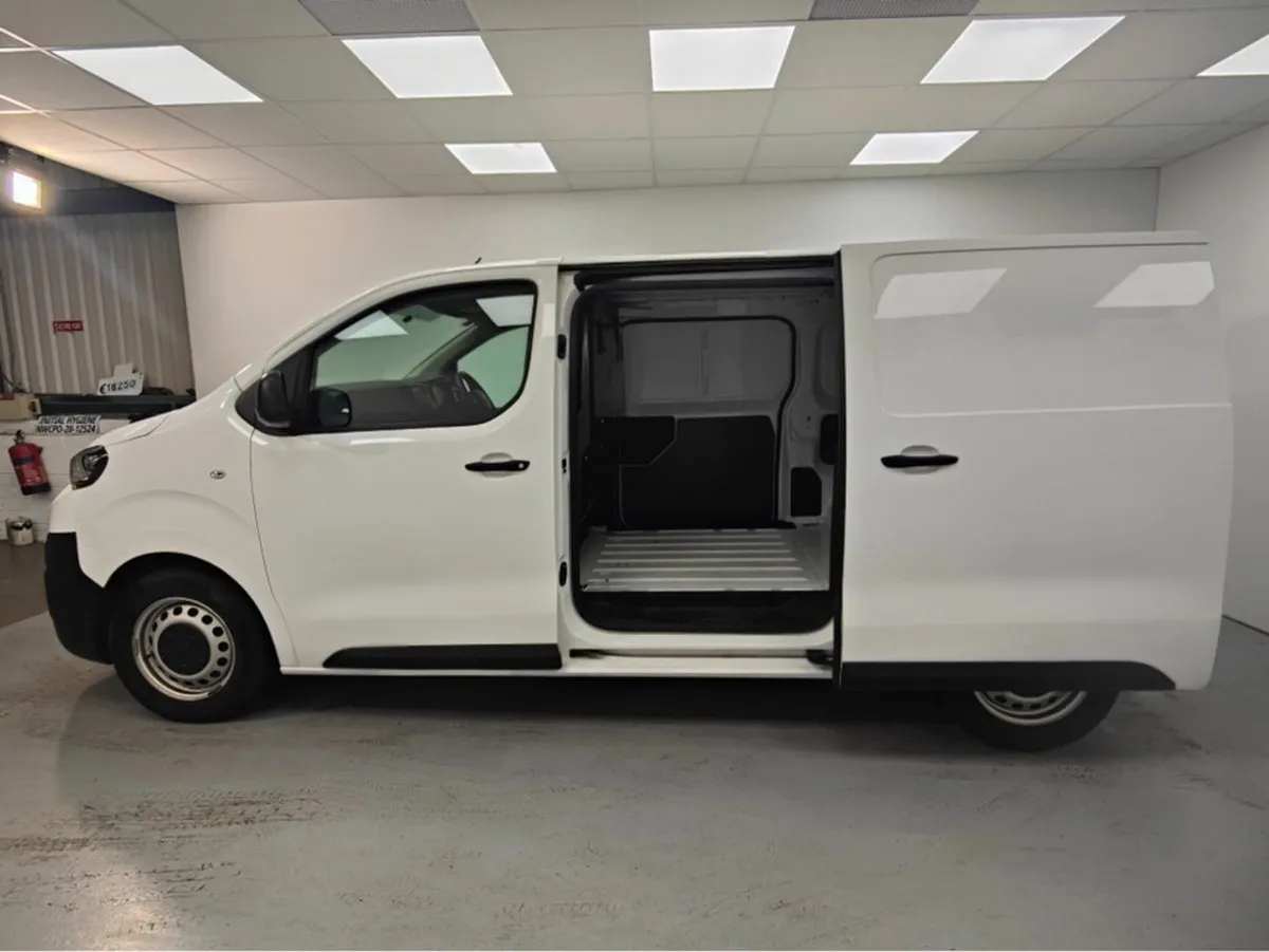 Peugeot Expert Active Standard 1.5 HDI 100 4DR - Image 4