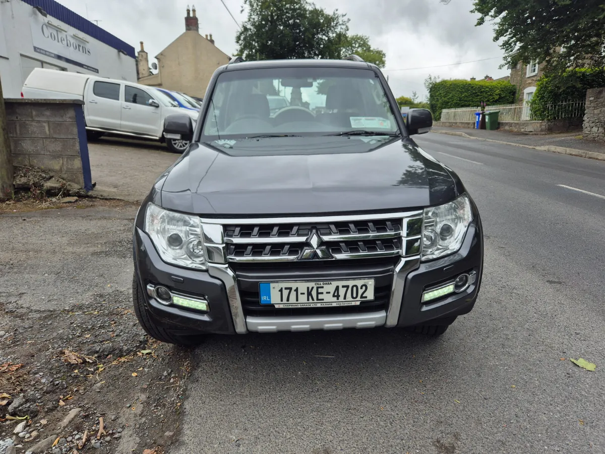 Mitsubishi Pajero 2017 - Image 1