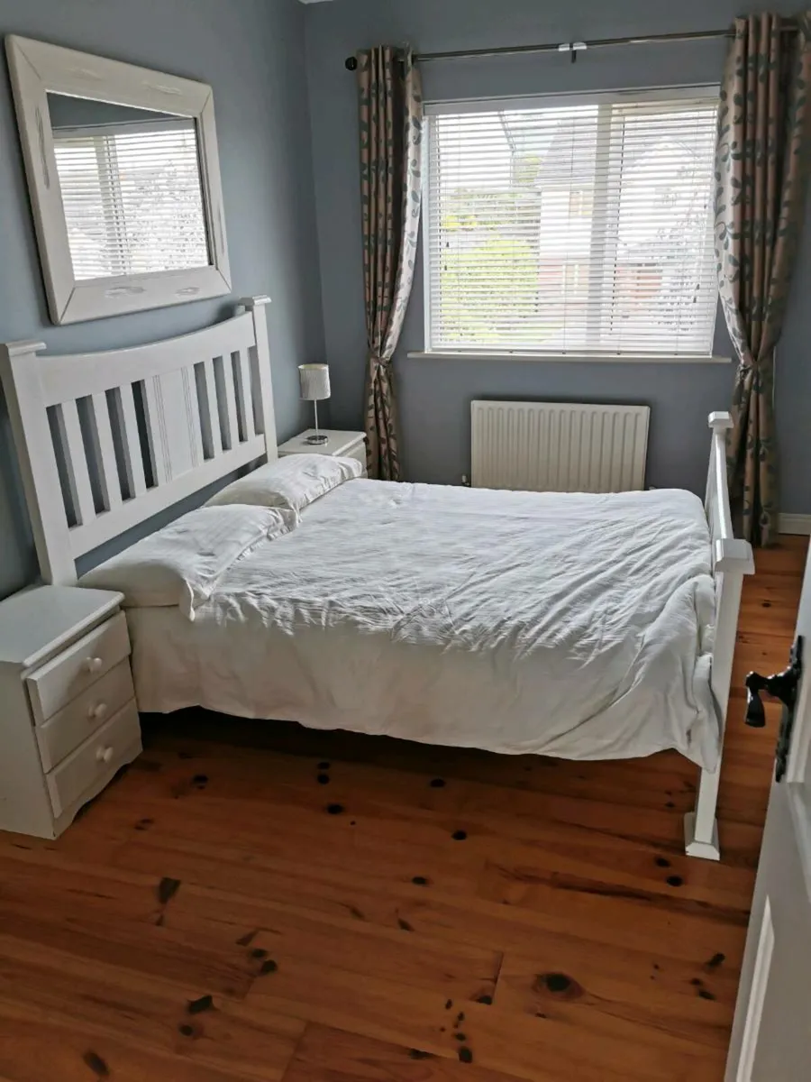 bed - Image 1