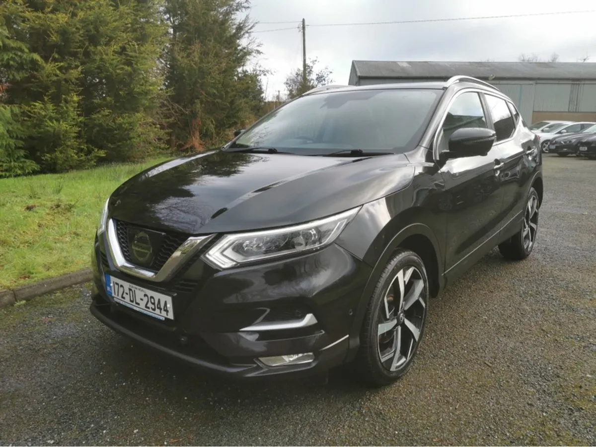 Nissan QASHQAI Tekna 1.6 DCI Automatic - Image 2