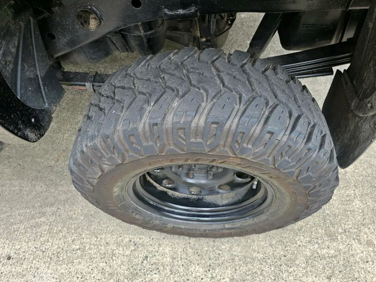 3 cooper evolution mtt 285/70R17 tyres - Image 2