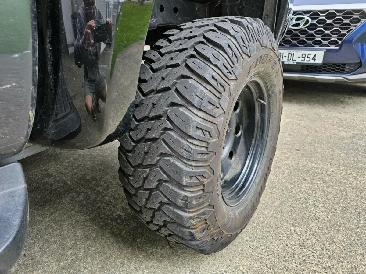 3 cooper evolution mtt 285/70R17 tyres - Image 3
