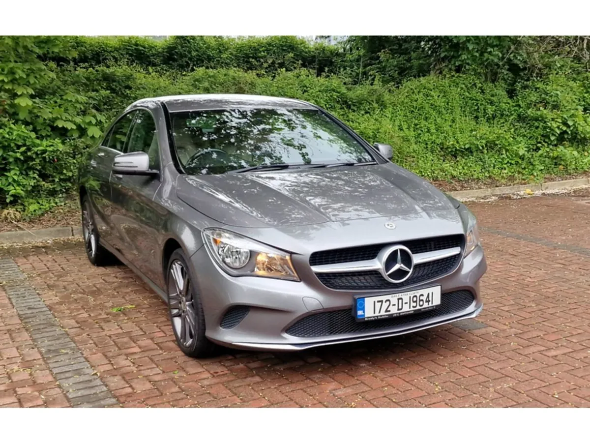 Mercedes-Benz CLA Class 180 Urban Auto 4DR - Image 3