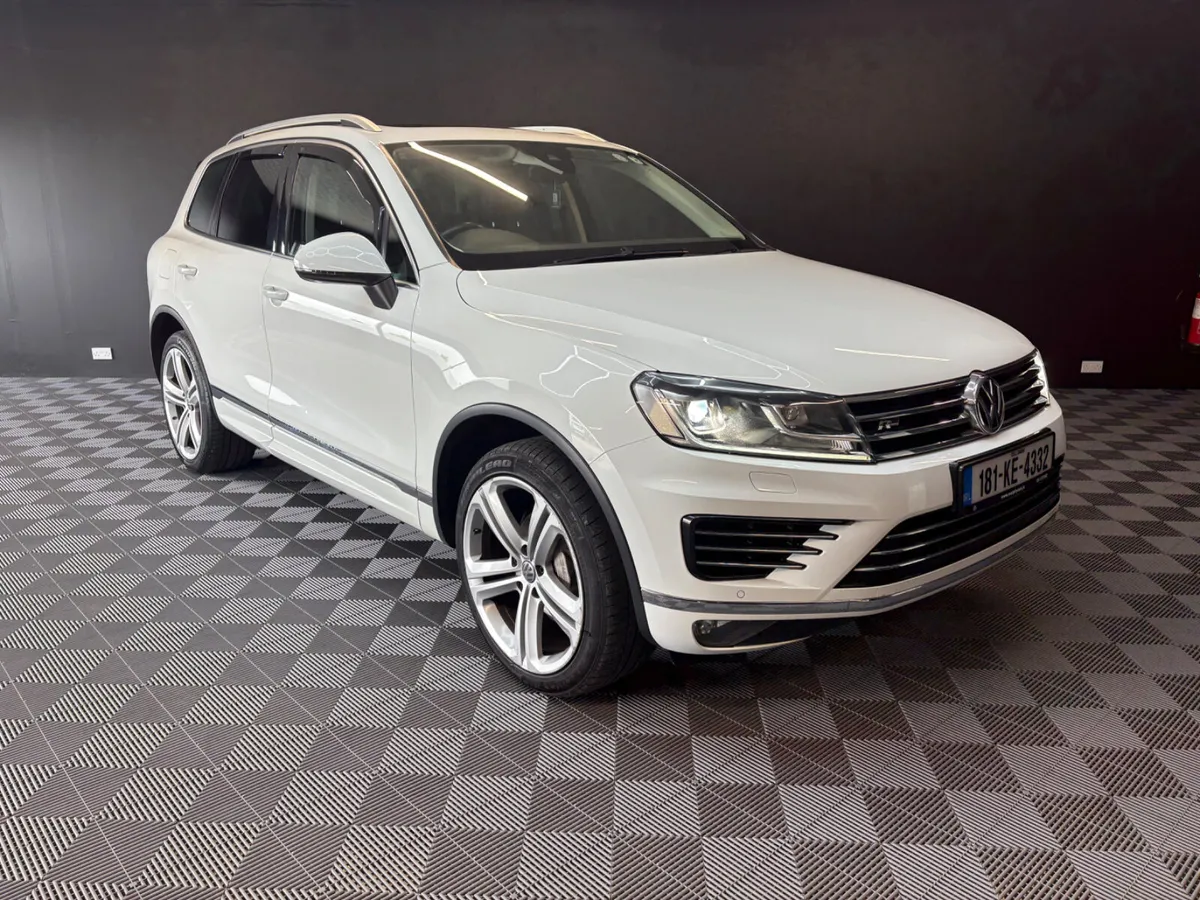 2018 VW Touareg 3.0 V6 R Line 5 Seat Crewcab - Image 1