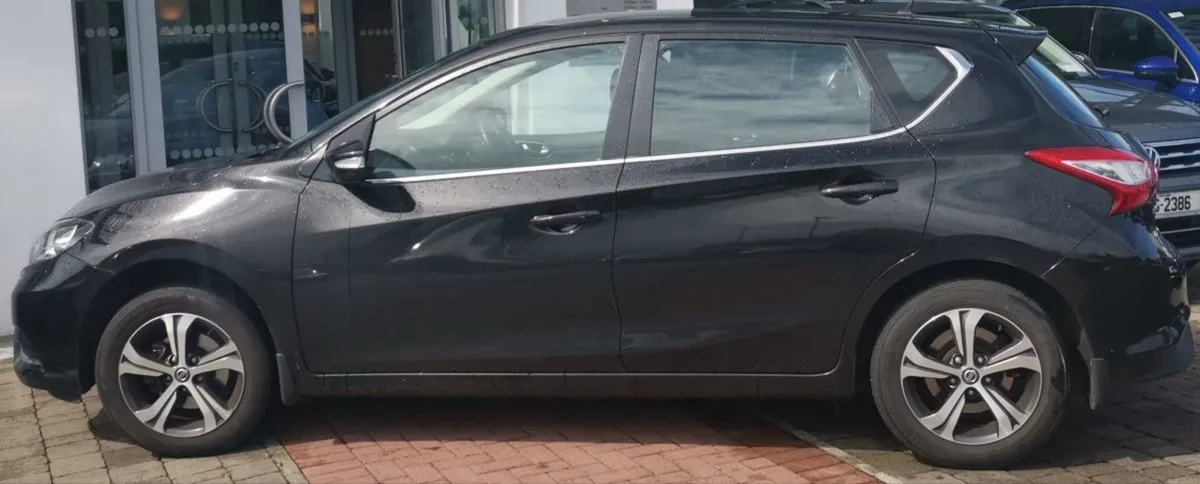Nissan Pulsar 1.2 SV  parking Sensors  Bluetooth - Image 4