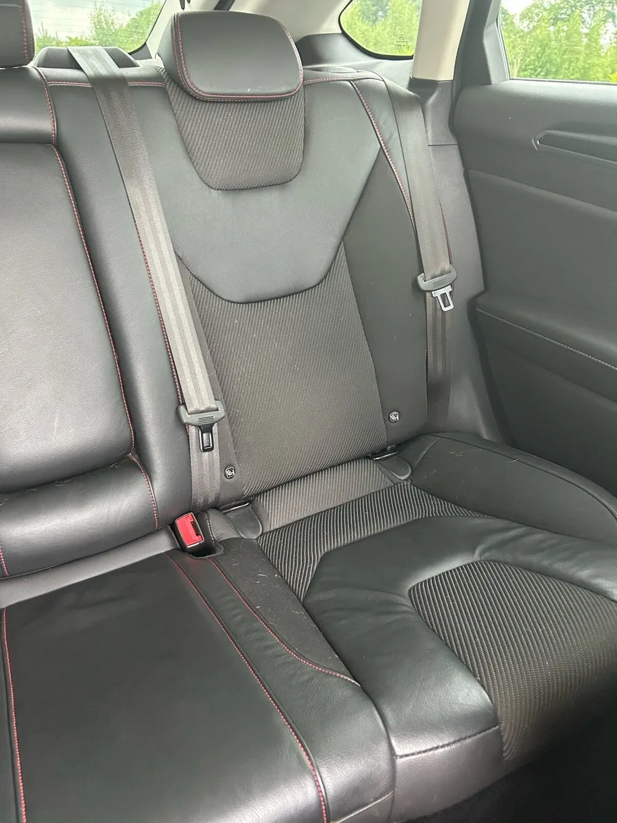 Ford Mondeo - Image 4