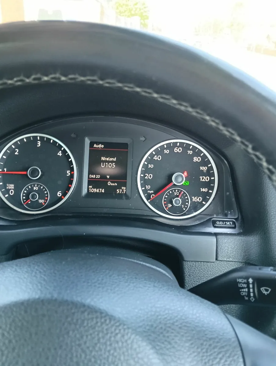 Volkswagen Tiguan 2015 - Image 1