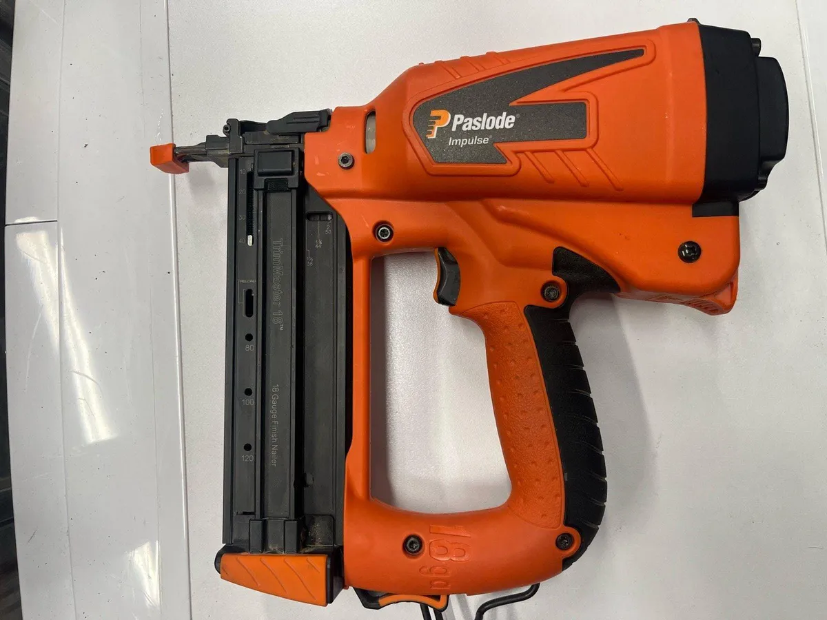 Paslode Impulse 2nd Fix IM50 F18 Nail Gun - Image 1