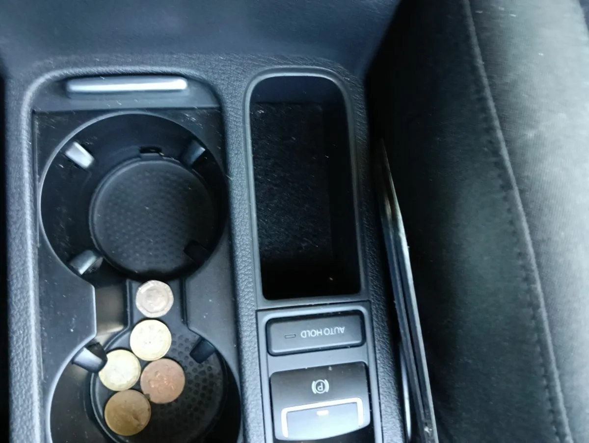 Volkswagen Tiguan 2015 - Image 3