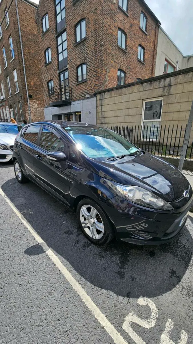 Ford Fiesta 1.4 Diesel 2009 - Image 1
