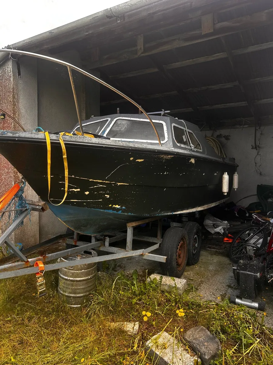 Shetland and trailer - Image 2