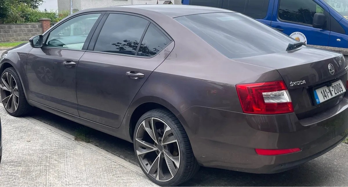 2014 Skoda Octavia Elegance 1.6 TDI - Image 1