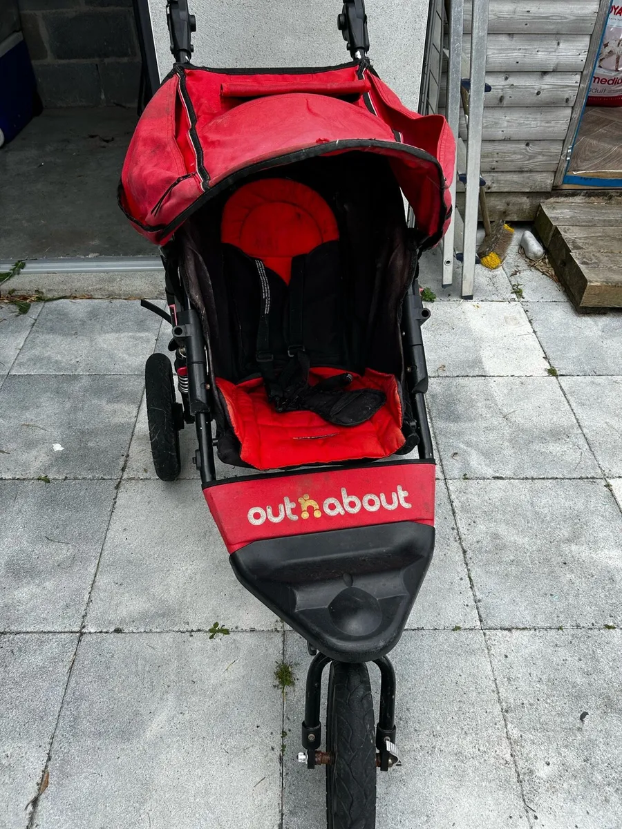 Out n About single buggy
