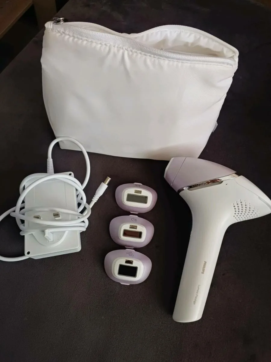 Philips Lumea 8000 Series (IPL Hair Removal) - Image 1